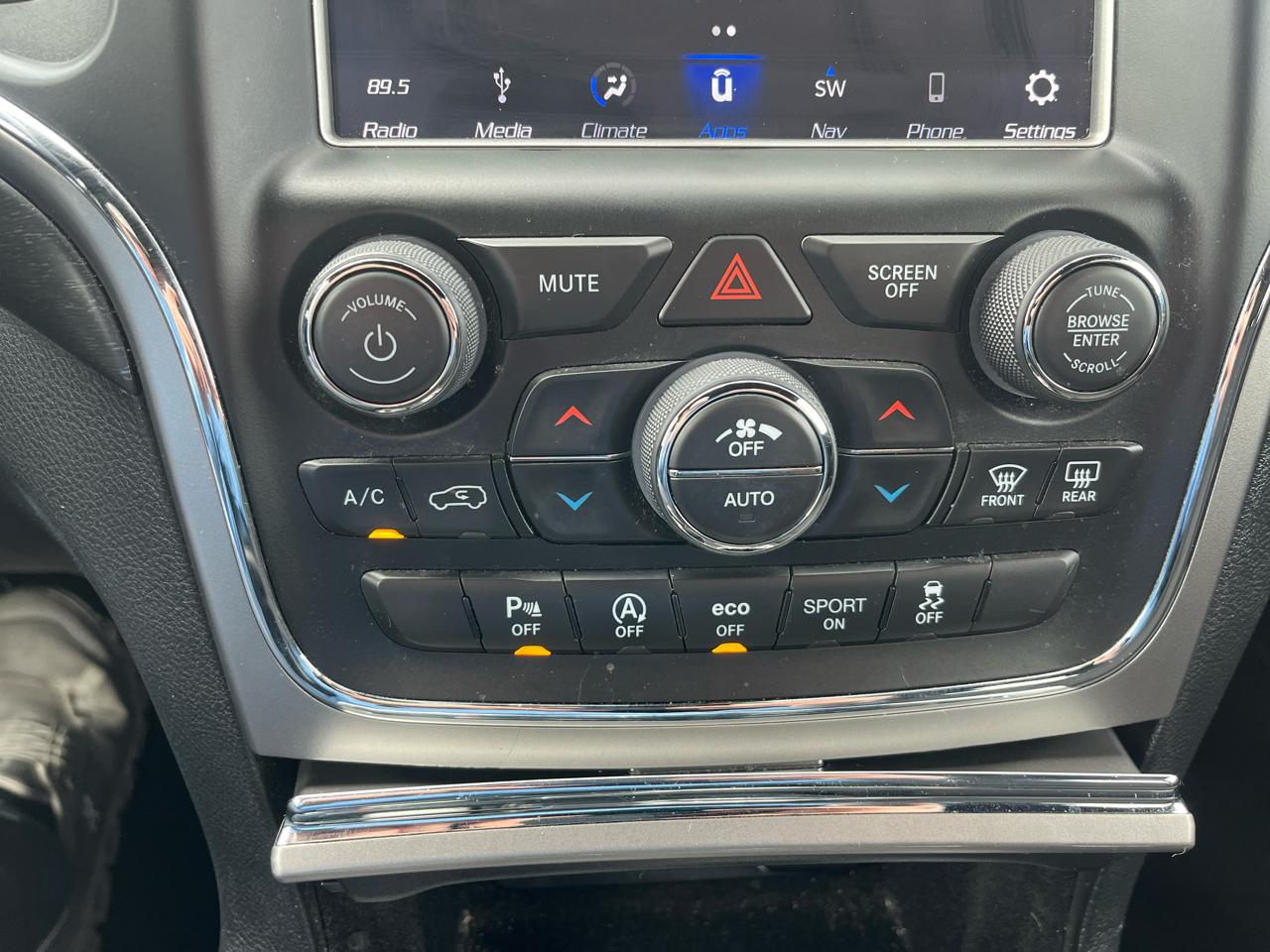 Jeep Grand Cherokee Laredo E 4x4 *Ltd Avail* 2018