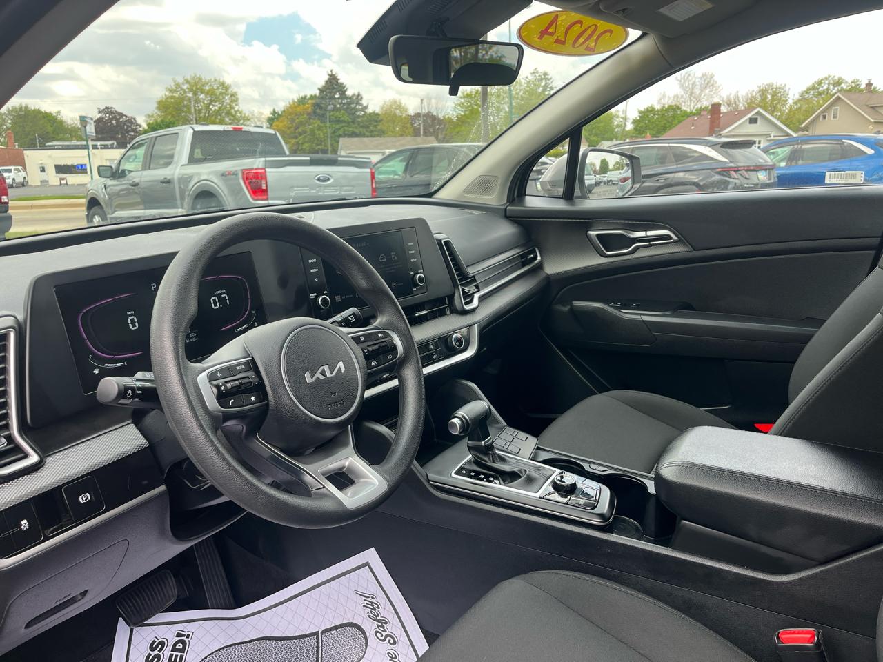 Kia Sportage LX FWD 2024