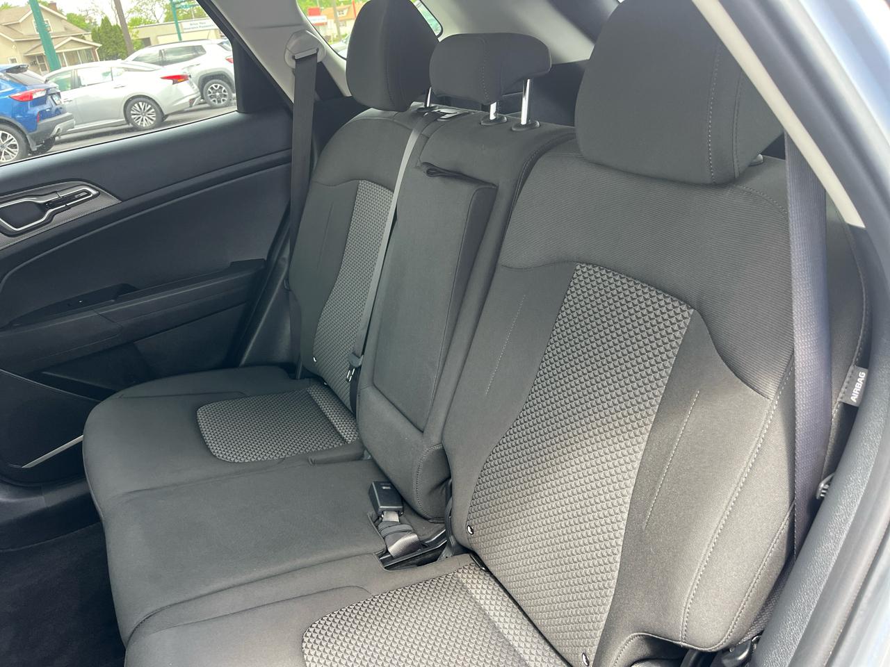 Kia Sportage LX FWD 2024