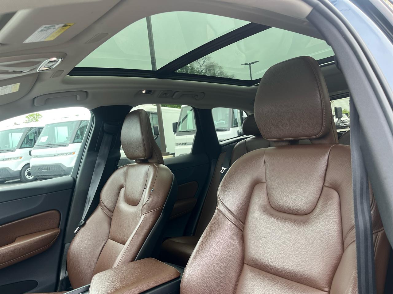 Volvo XC60 T5 FWD Momentum 2019