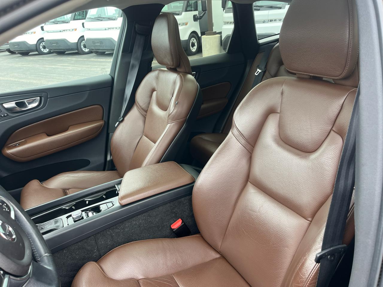 Volvo XC60 T5 FWD Momentum 2019