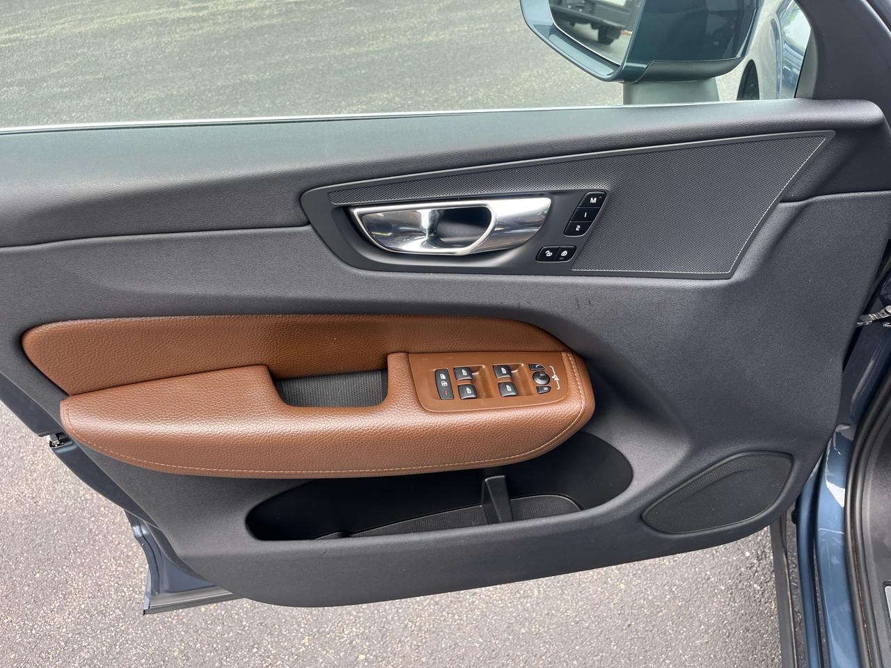 Volvo XC60 T5 FWD Momentum 2019