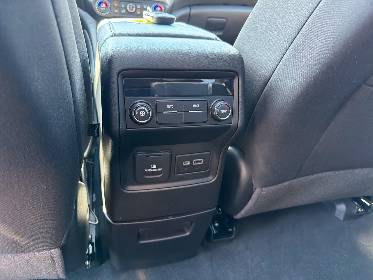 GMC Acadia AWD 4dr SLE 2023
