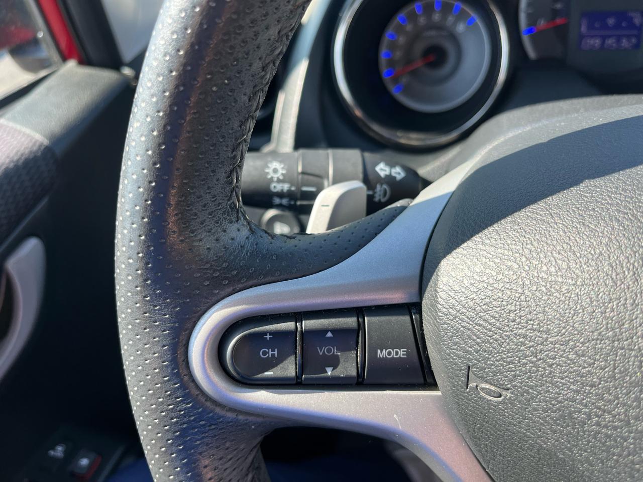 Honda Fit 5dr HB Auto Sport 2012
