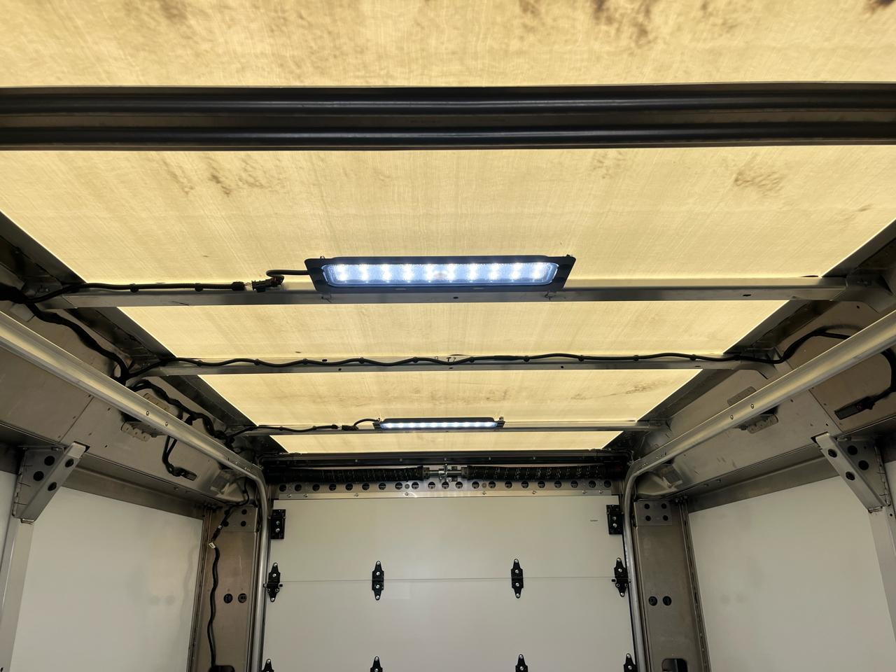 BrightDrop Zevo 400 eAWD 400 2024