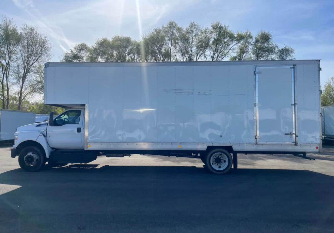 Ford F-650 Straight Frame Gas Reg Cab 2022