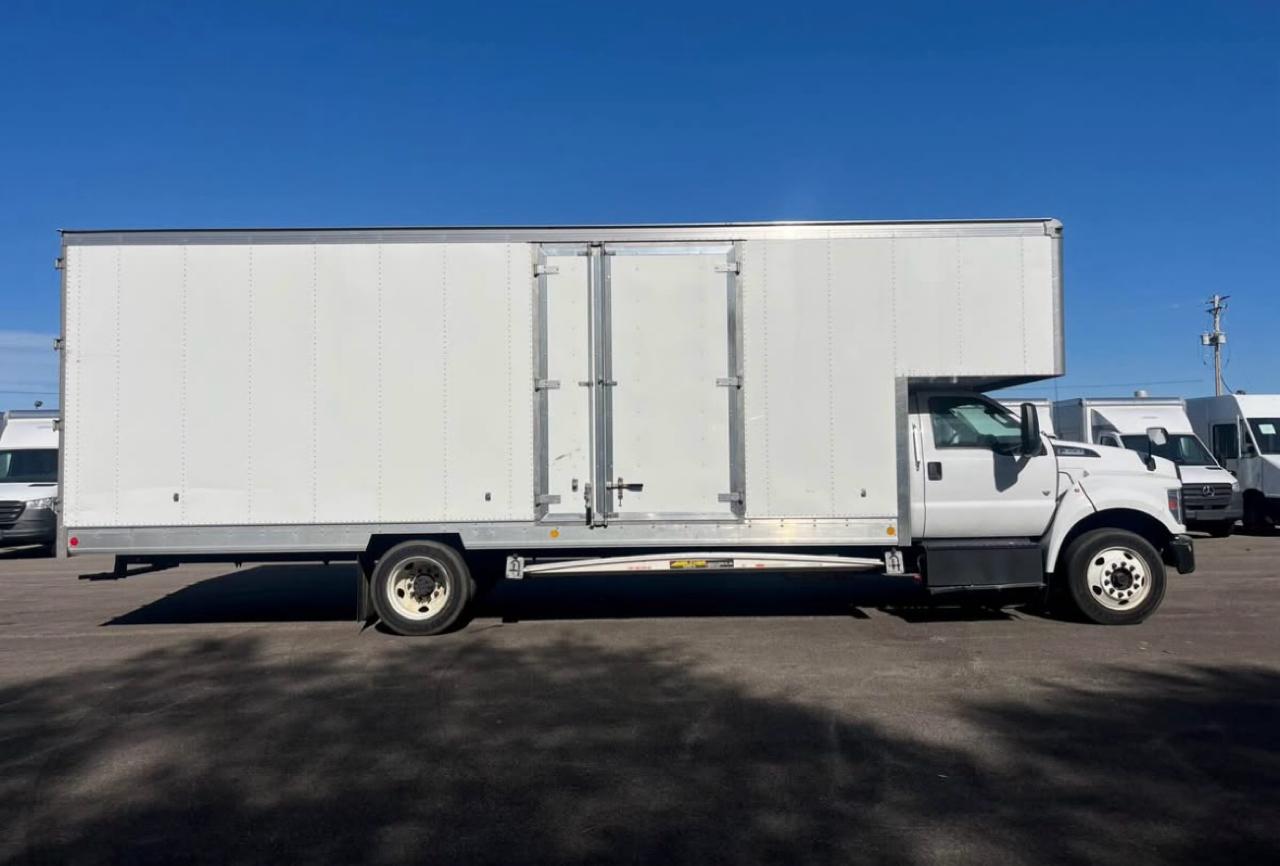 Ford F-650 Straight Frame Gas Reg Cab 2022