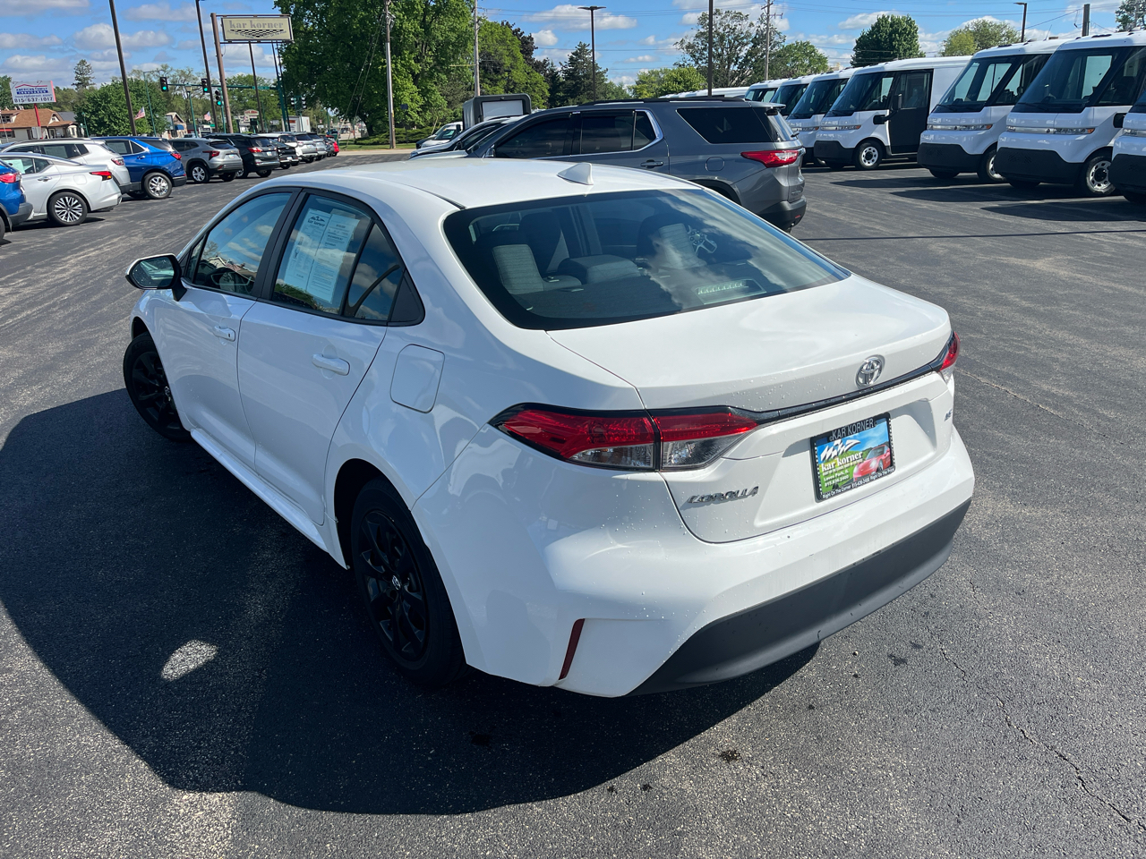 Toyota Corolla LE CVT (Natl) 2024