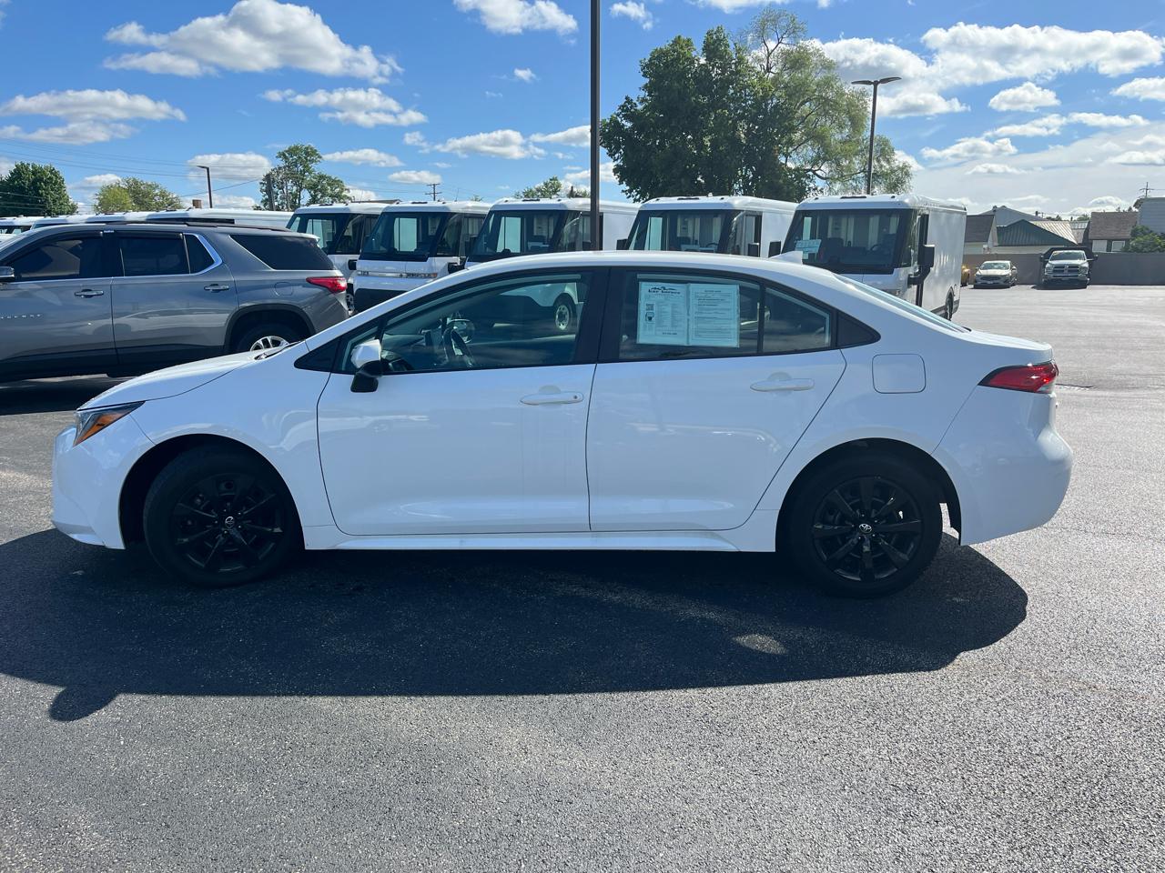 Toyota Corolla LE CVT (Natl) 2024