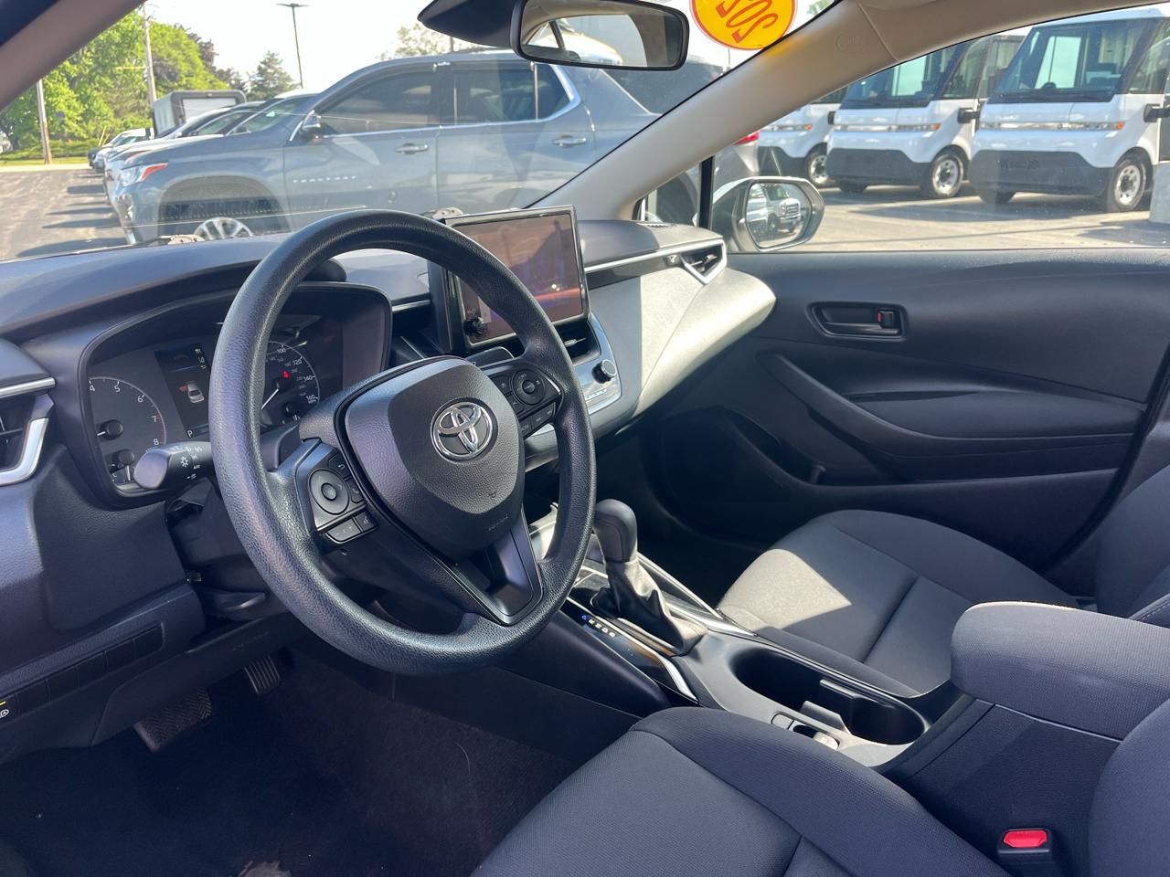 Toyota Corolla LE CVT (Natl) 2024