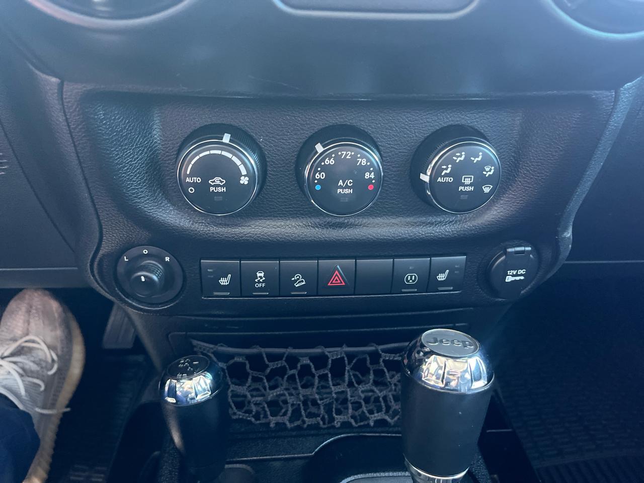 Jeep Wrangler Unlimited Smoky Mountain 4x4 *Ltd Avail* 2017