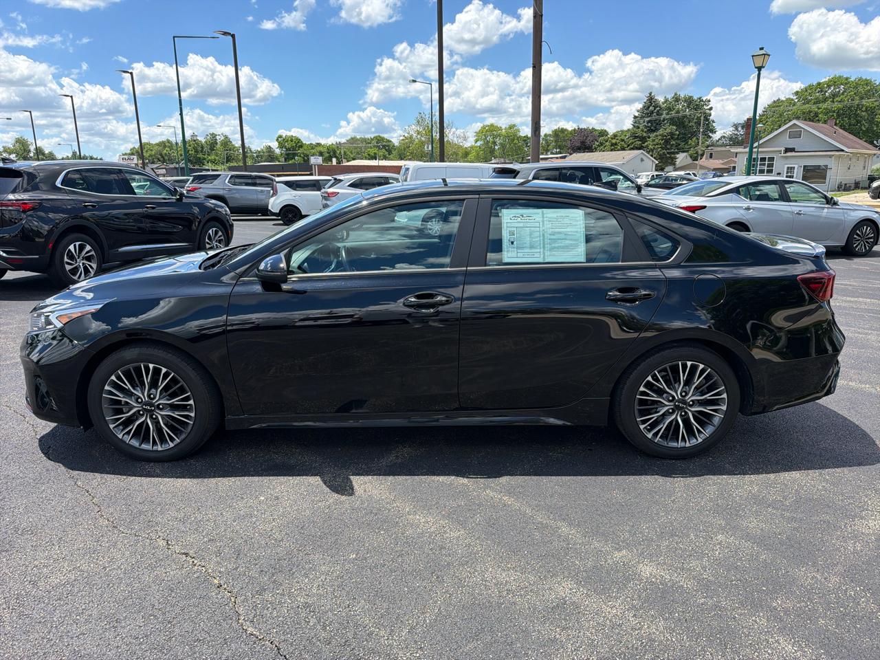 Kia Forte GT-Line IVT 2023