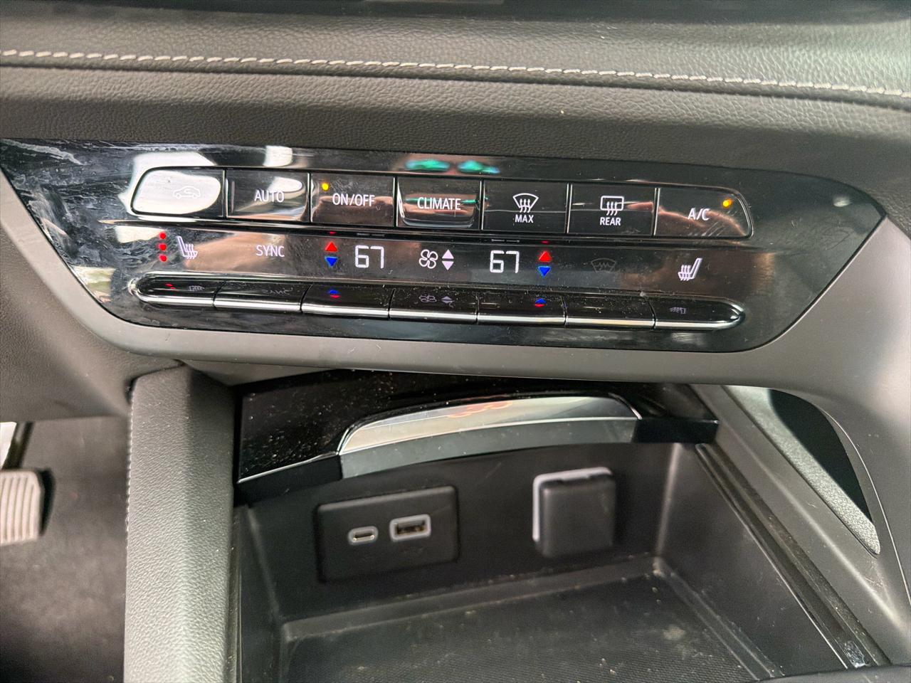 Buick Envision AWD 4dr Essence 2023