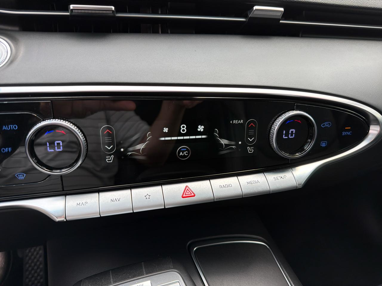 Genesis GV70 2.5T AWD 2025