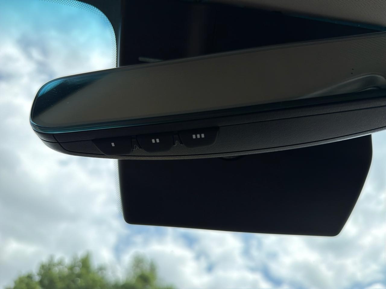 Genesis GV70 2.5T AWD 2025