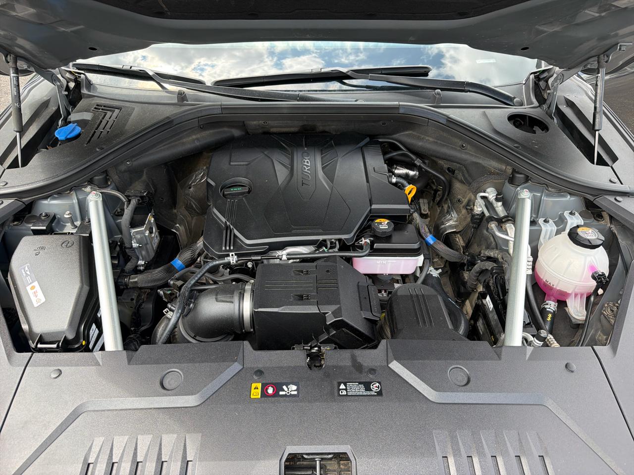 Genesis GV70 2.5T AWD 2025