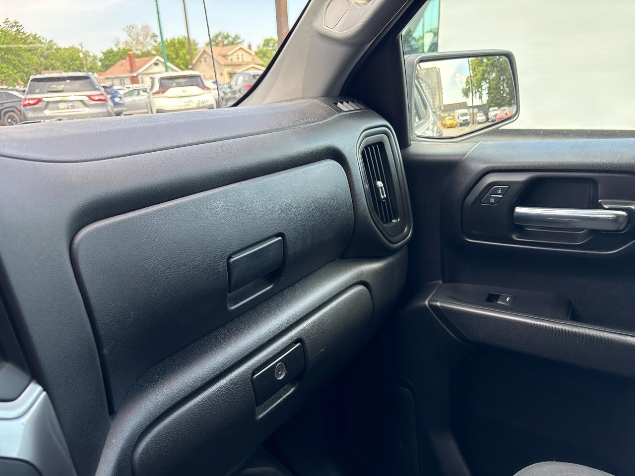 Chevrolet Silverado 1500 2WD Double Cab 147" Work Truck 2023