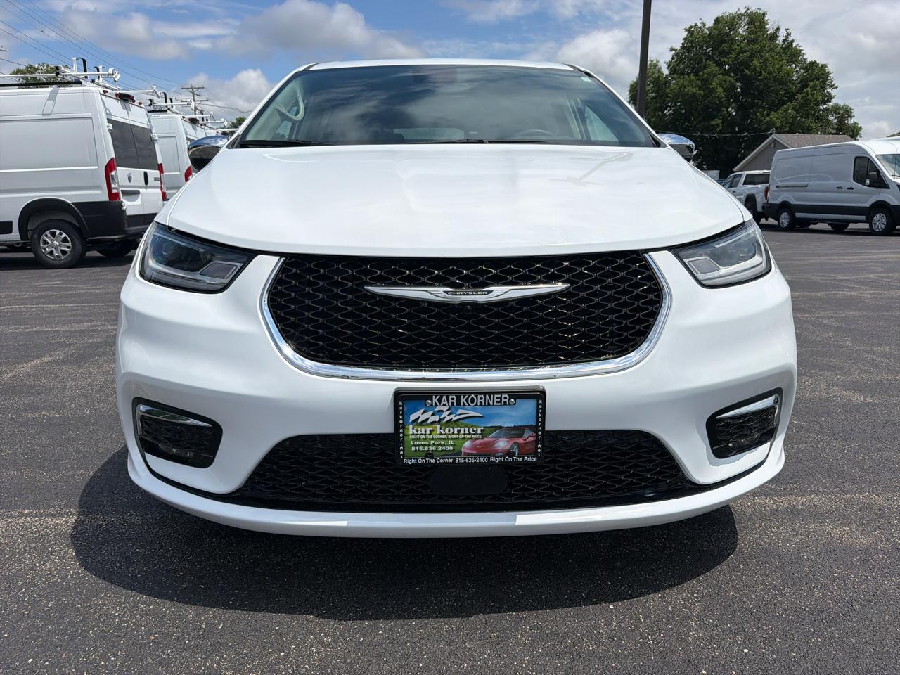 Chrysler Pacifica Hybrid Limited FWD 2023