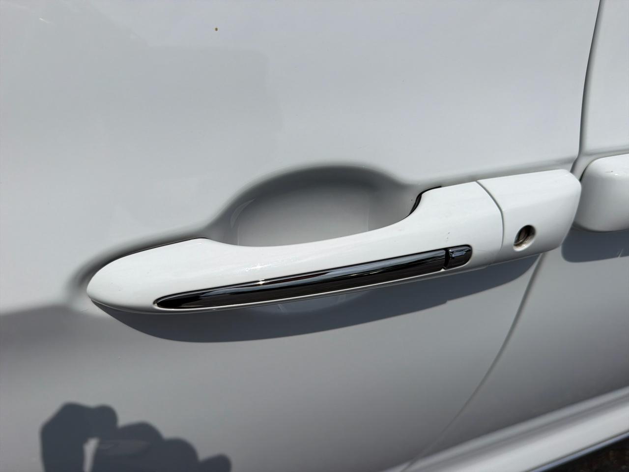 Chrysler Pacifica Hybrid Limited FWD 2023