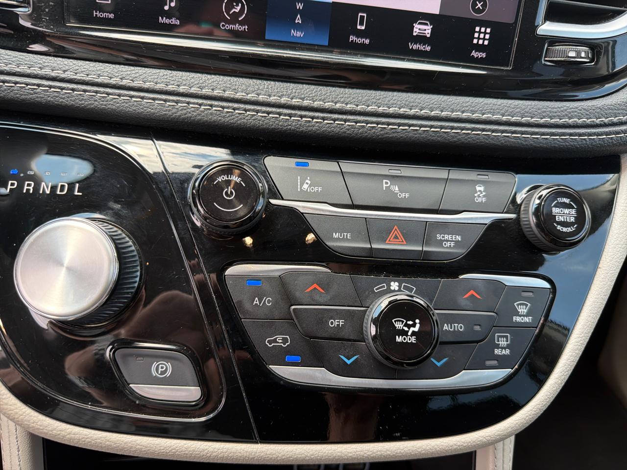 Chrysler Pacifica Hybrid Limited FWD 2023