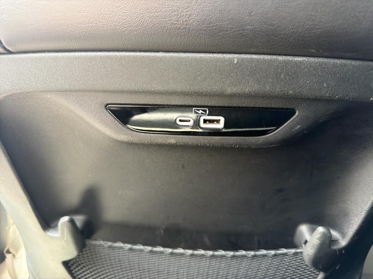 Chrysler Pacifica Hybrid Limited FWD 2023