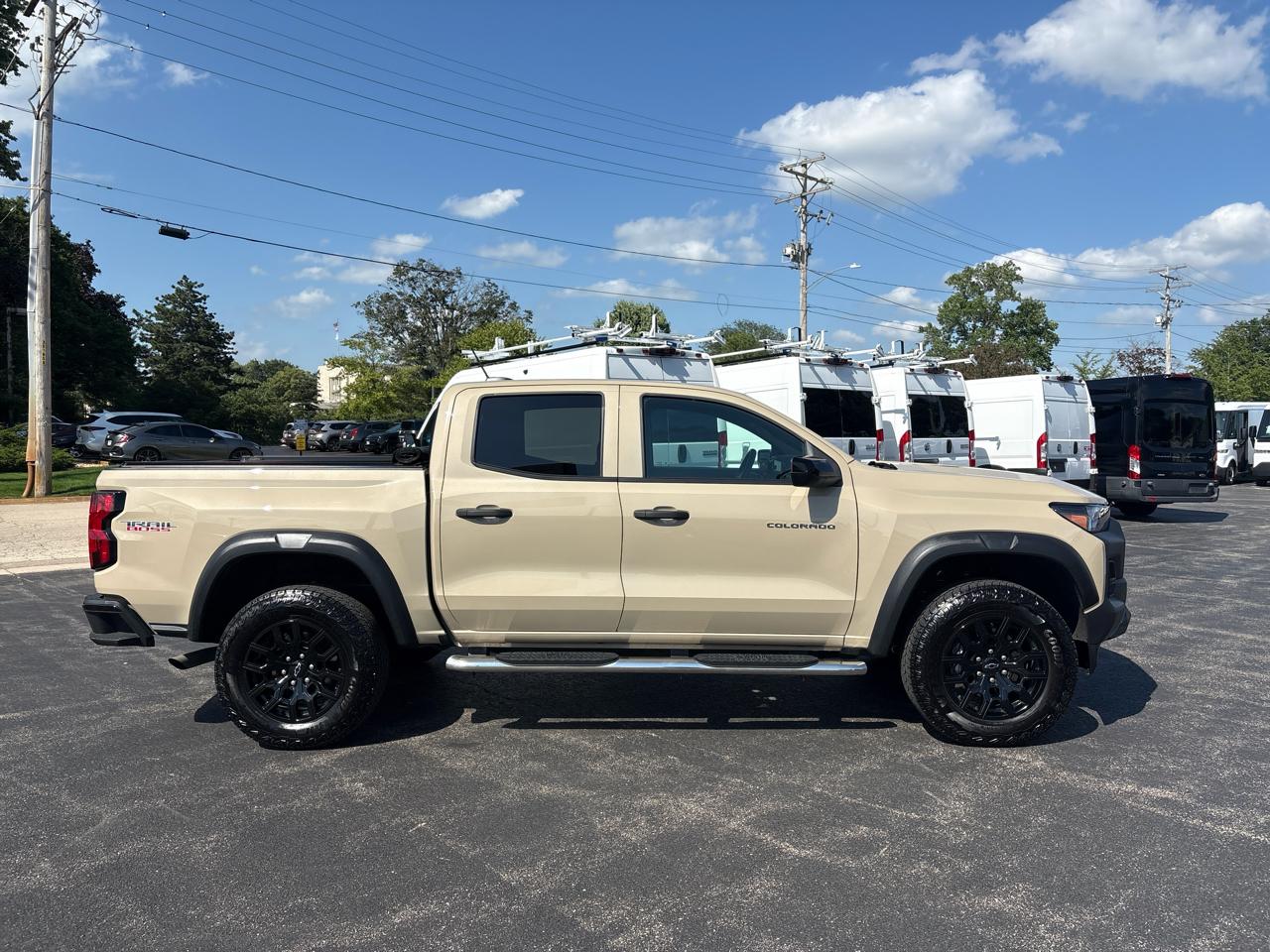 Chevrolet Colorado 4WD Crew Cab Trail Boss 2023