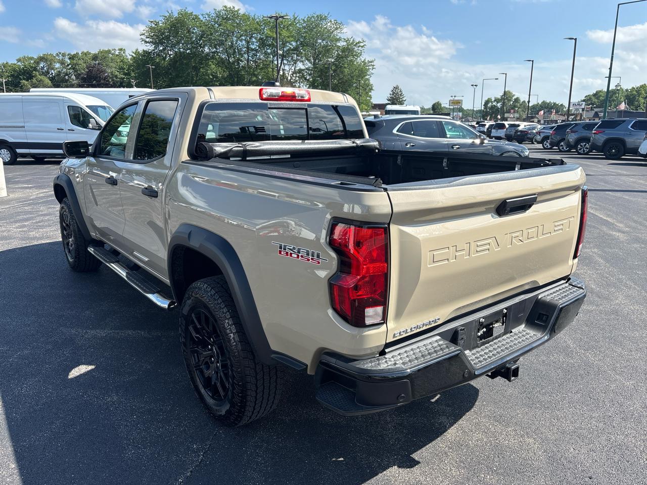 Chevrolet Colorado 4WD Crew Cab Trail Boss 2023