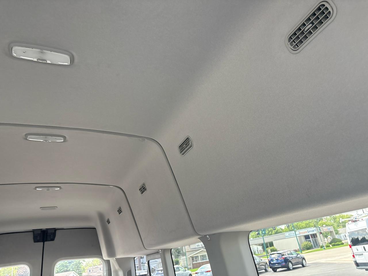 Ford Transit Passenger Wagon T-350 148" EL High Roof XLT Sliding RH Dr DRW 2018
