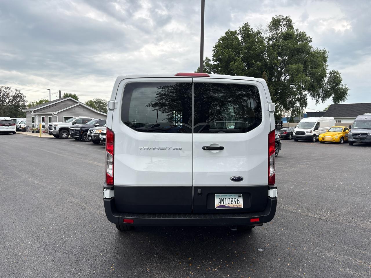 Ford Transit Cargo Van T-250 130" Low Rf 9070 GVWR RWD 2025