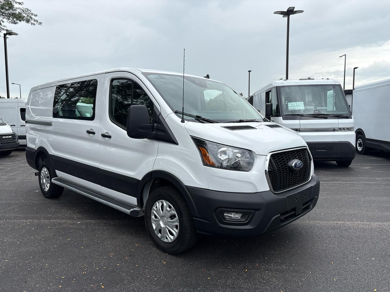 Ford Transit Cargo Van T-250 130" Low Rf 9070 GVWR RWD 2025