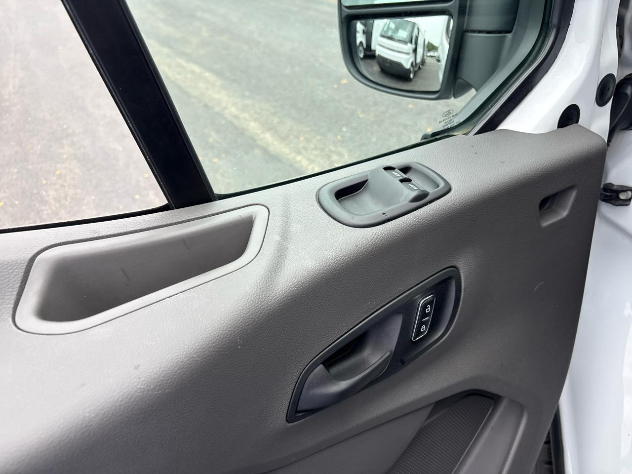 Ford Transit Cargo Van T-250 130" Low Rf 9070 GVWR RWD 2025