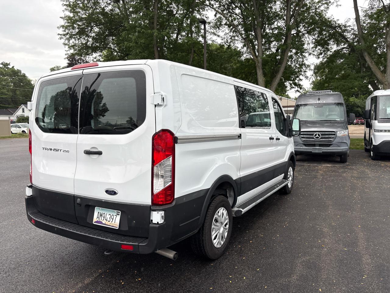 Ford Transit Cargo Van T-250 130" Low Rf 9070 GVWR RWD 2025