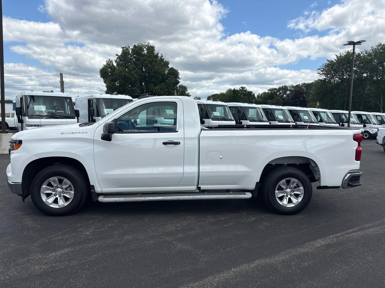 Chevrolet Silverado 1500 2WD Reg Cab 140" Work Truck 2025