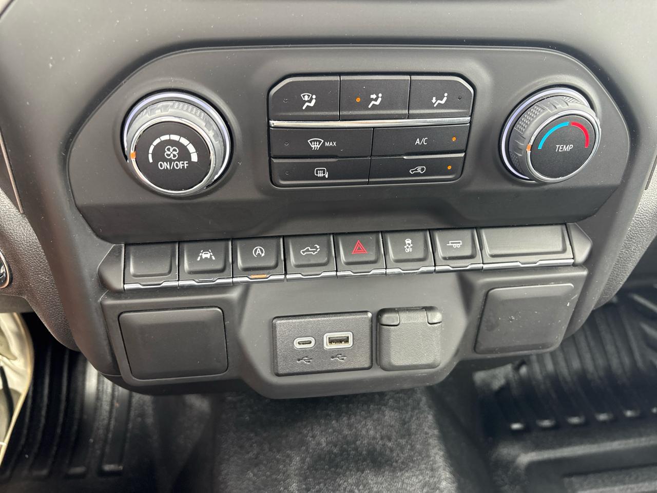 Chevrolet Silverado 1500 2WD Reg Cab 140" Work Truck 2025