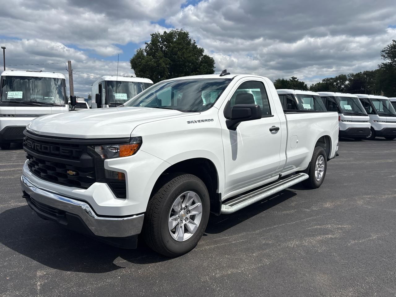 Chevrolet Silverado 1500 2WD Reg Cab 140" Work Truck 2025