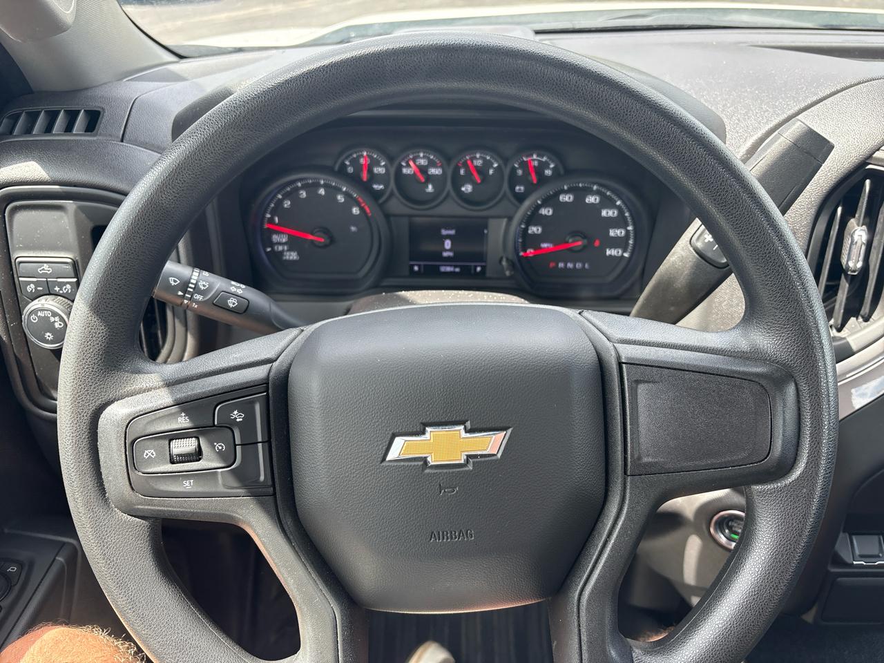 Chevrolet Silverado 1500 2WD Reg Cab 140" Work Truck 2025