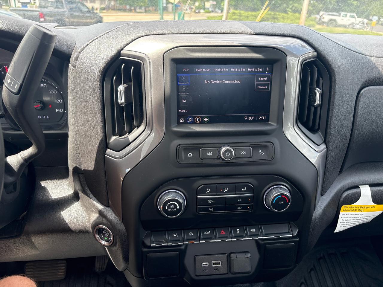 Chevrolet Silverado 1500 2WD Reg Cab 140" Work Truck 2025