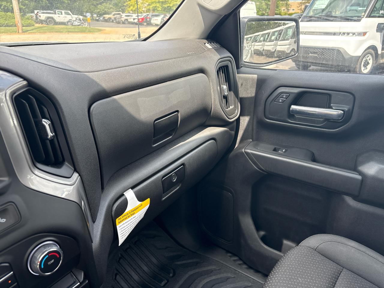 Chevrolet Silverado 1500 2WD Reg Cab 140" Work Truck 2025