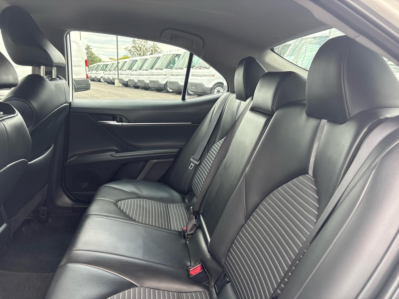 Toyota Camry SE Auto (Natl) 2024