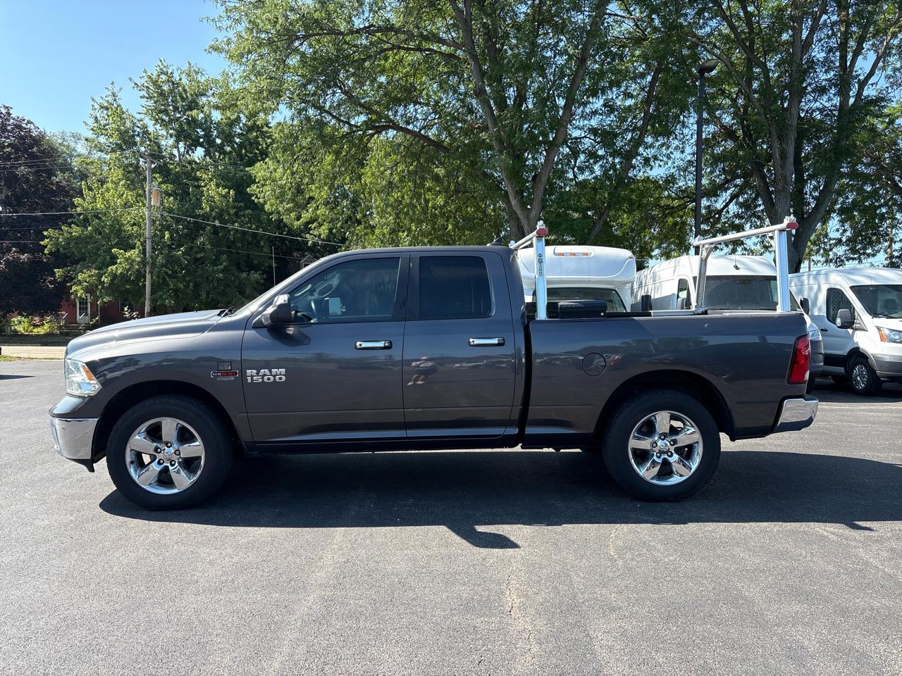 RAM 1500 4WD Quad Cab 140.5" Big Horn 2016