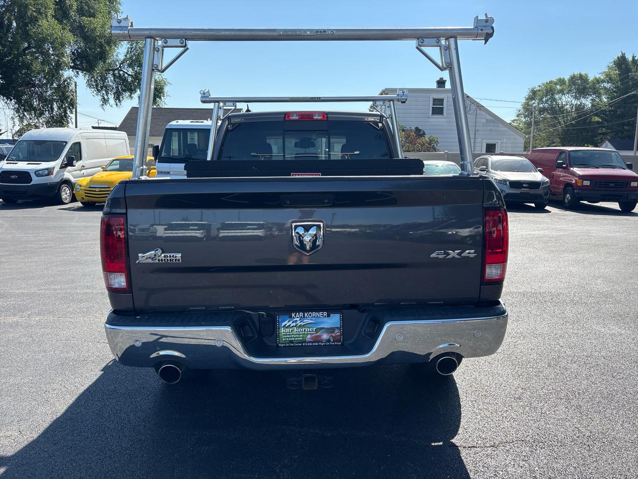 RAM 1500 4WD Quad Cab 140.5" Big Horn 2016