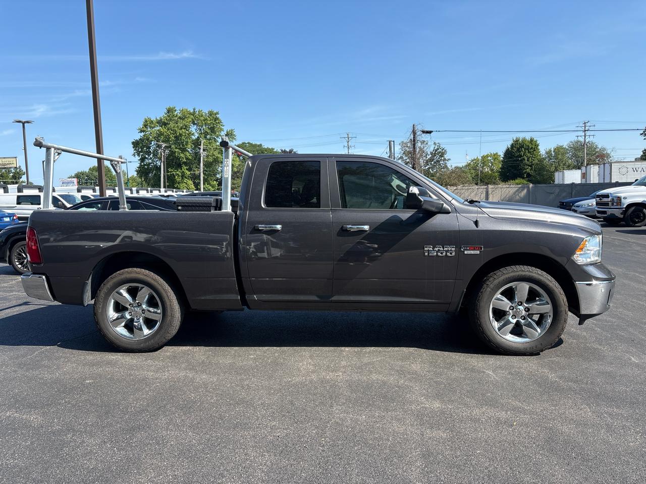 RAM 1500 4WD Quad Cab 140.5" Big Horn 2016