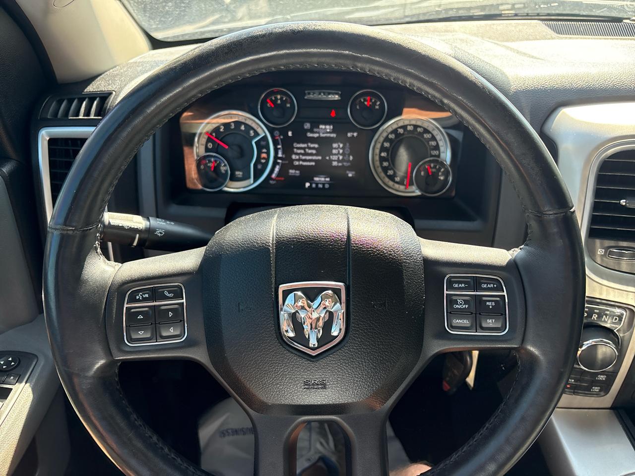 RAM 1500 4WD Quad Cab 140.5" Big Horn 2016
