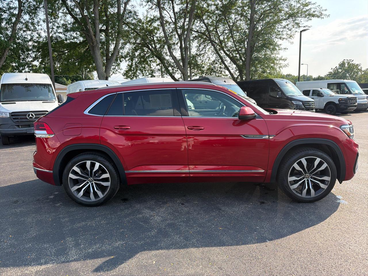 Volkswagen Atlas Cross Sport 3.6L V6 SEL Premium R-Line 4MOTION 2021