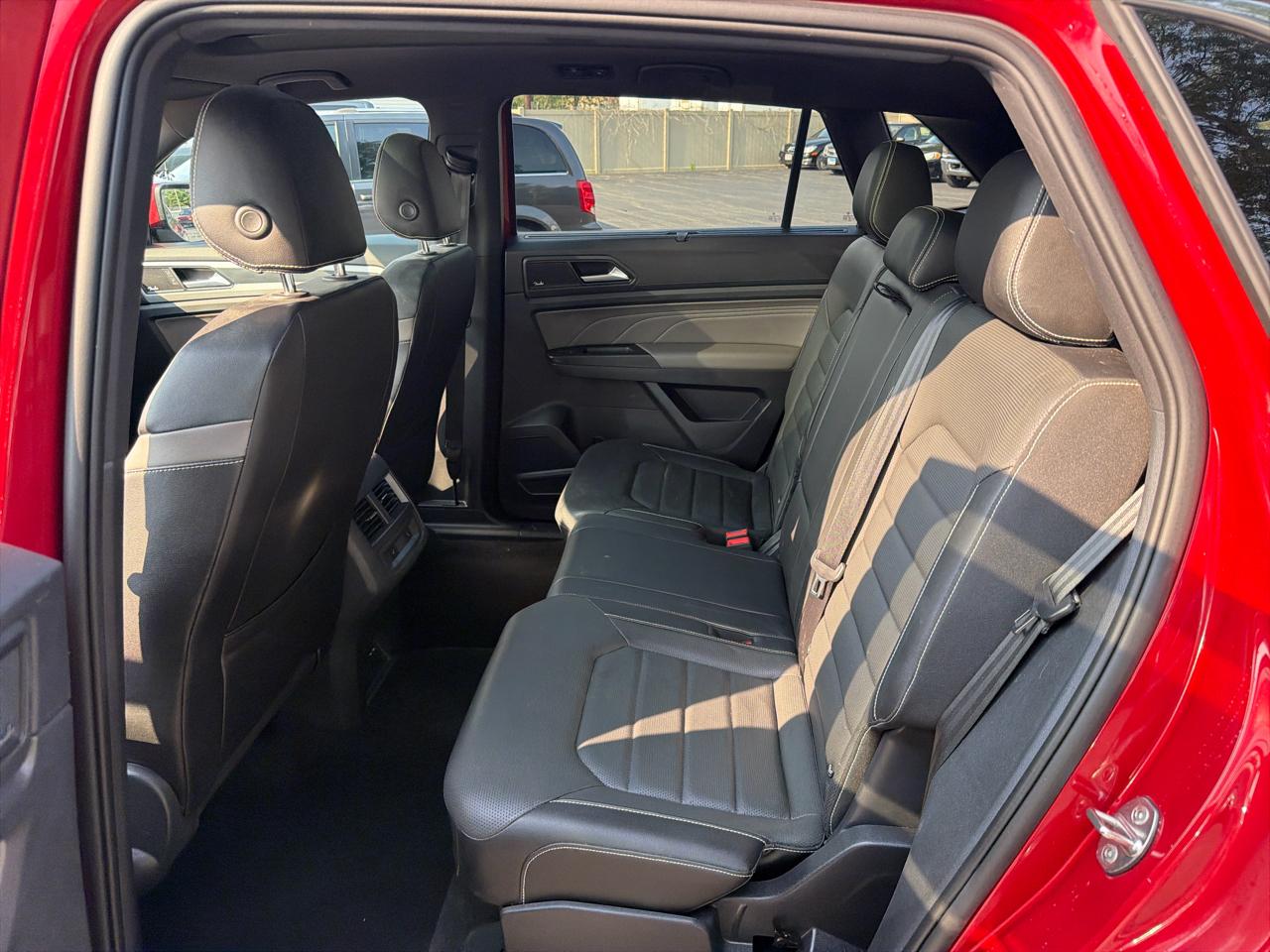 Volkswagen Atlas Cross Sport 3.6L V6 SEL Premium R-Line 4MOTION 2021