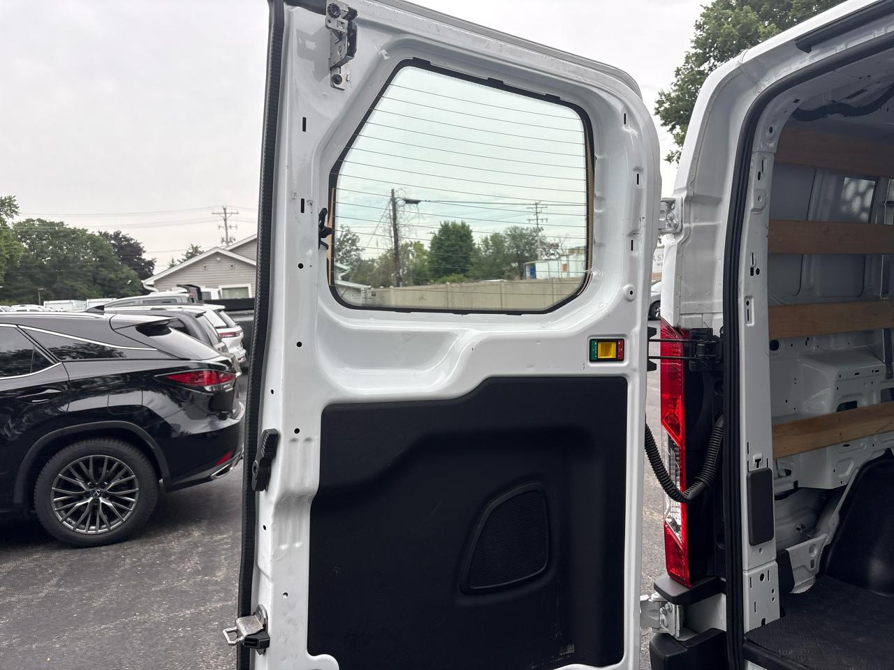 Ford Transit Cargo Van T-250 130" Low Rf 9070 GVWR RWD 2025