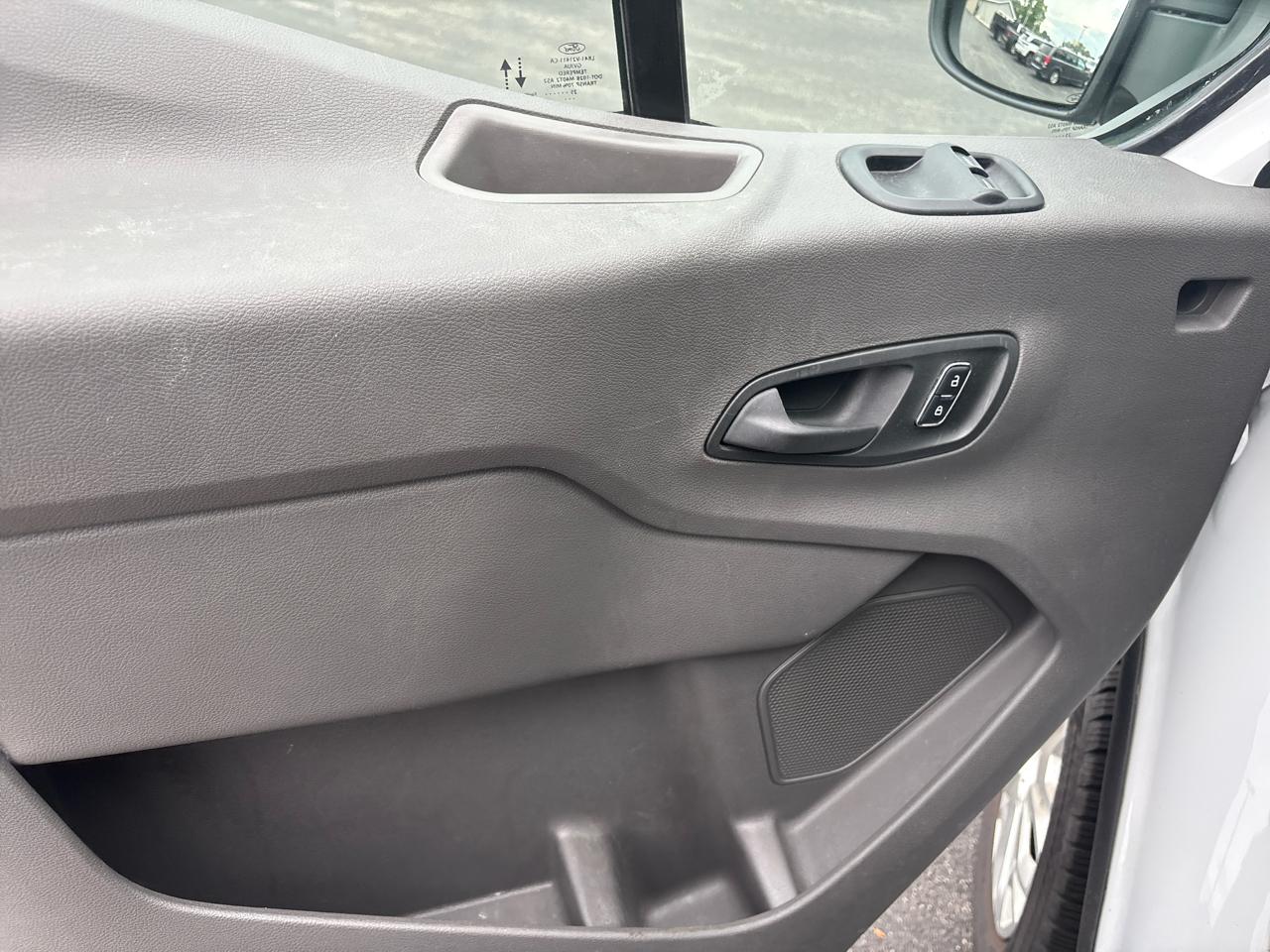 Ford Transit Cargo Van T-250 130" Low Rf 9070 GVWR RWD 2025