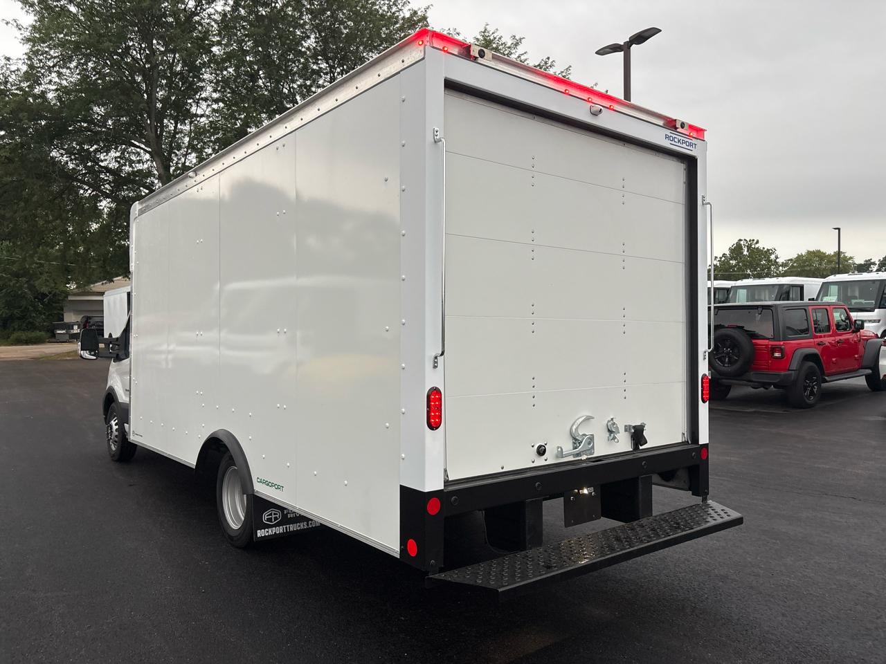 Ford Transit Cutaway T-350 RWD DRW 138" WB 11000 GVWR 2024
