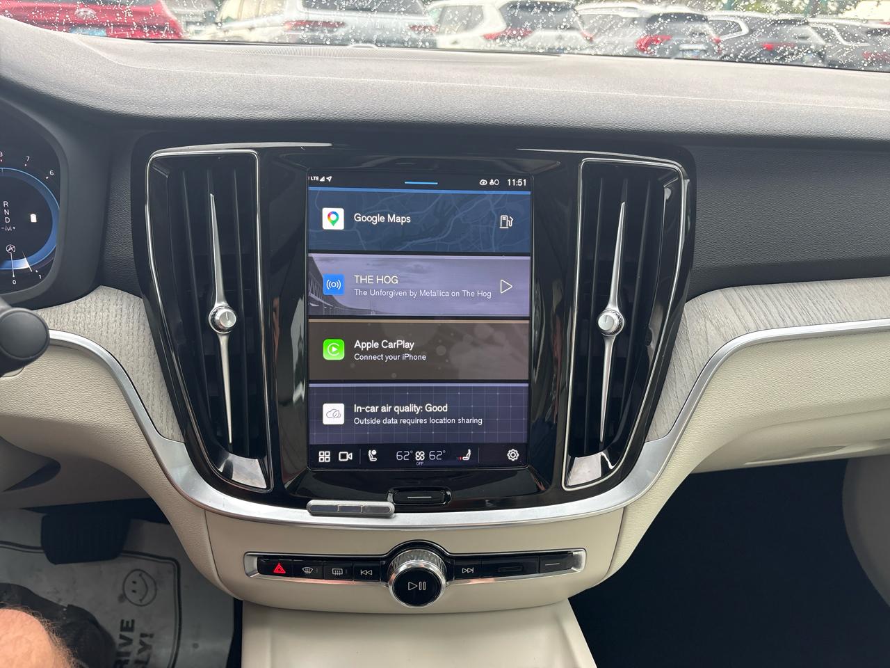 Volvo S60 B5 FWD Plus Dark Theme 2023