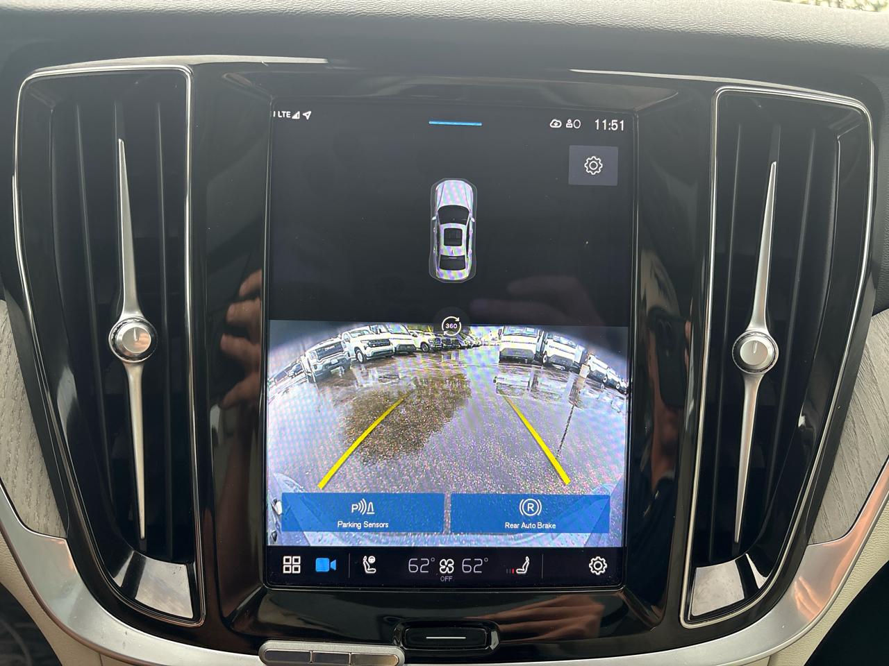 Volvo S60 B5 FWD Plus Dark Theme 2023